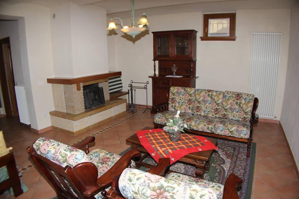 Residence Il Vigneto Lari Dış mekan fotoğraf