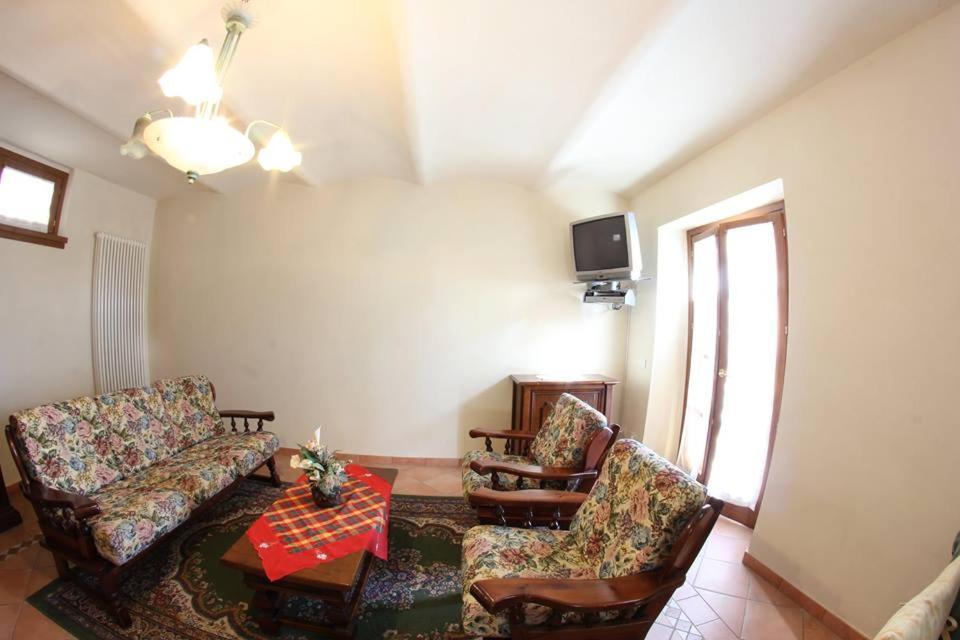 Residence Il Vigneto Lari Dış mekan fotoğraf
