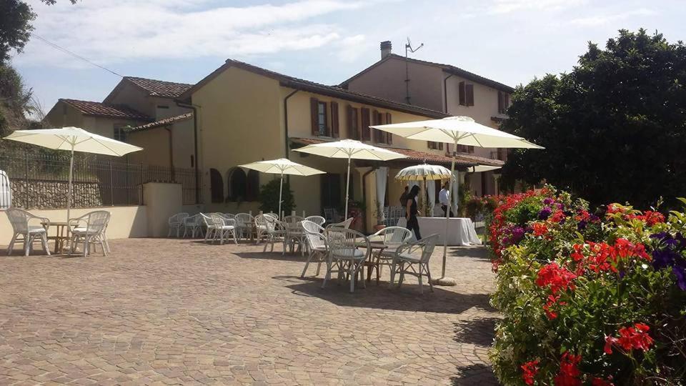 Residence Il Vigneto Lari Dış mekan fotoğraf
