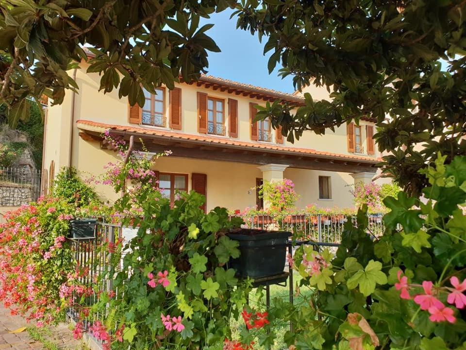 Residence Il Vigneto Lari Dış mekan fotoğraf